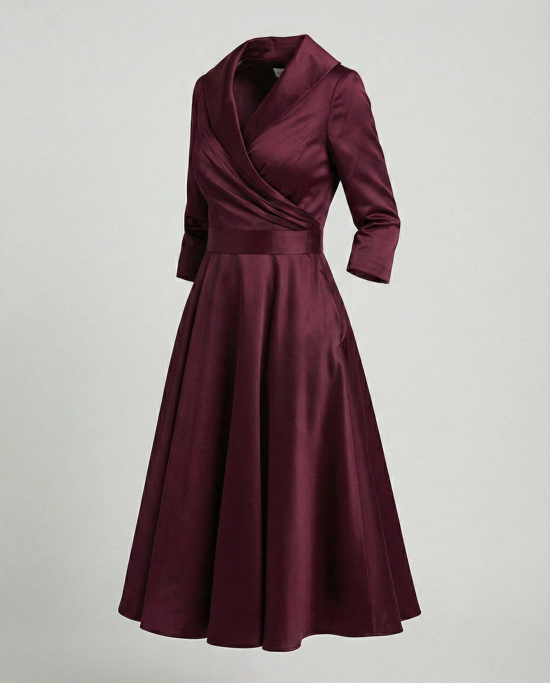 Elegant wrap dress with wide collar