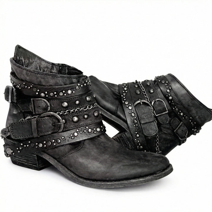 Mune Fashion | Vintage chain boots