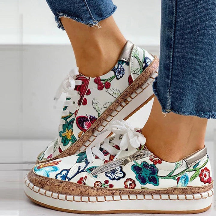 Flower orthopedic shoes