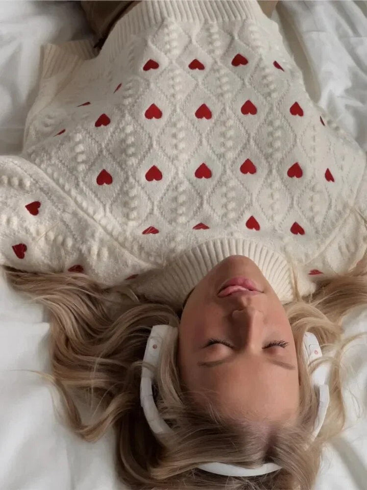 Mune | Soft Women's Sweater with Heart Detail and Feel-Good Factor