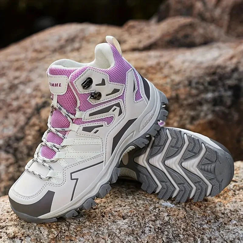 Mune | High-Quality Orthopedic Hiking Shoes