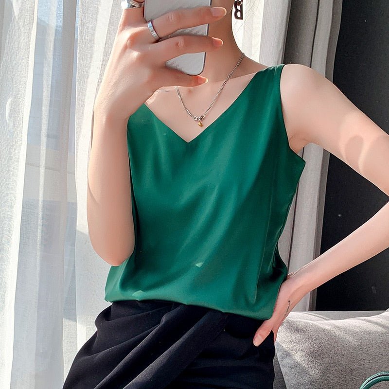Women's tank top made of soft silk
