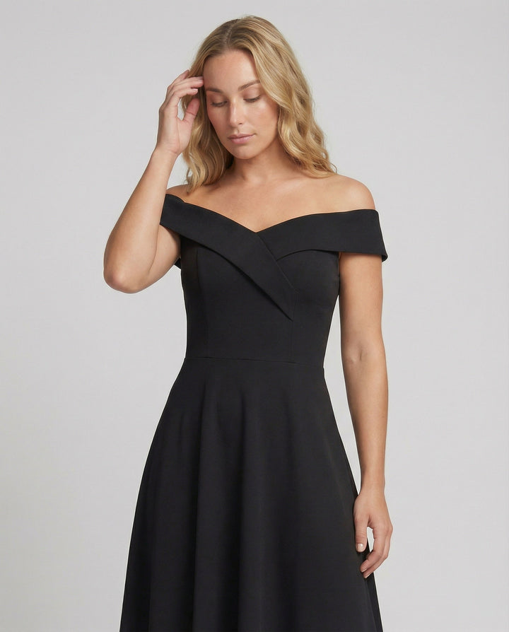 Mune Fashion | Elegant Off-Shoulder Long Catwalk Evening Dress