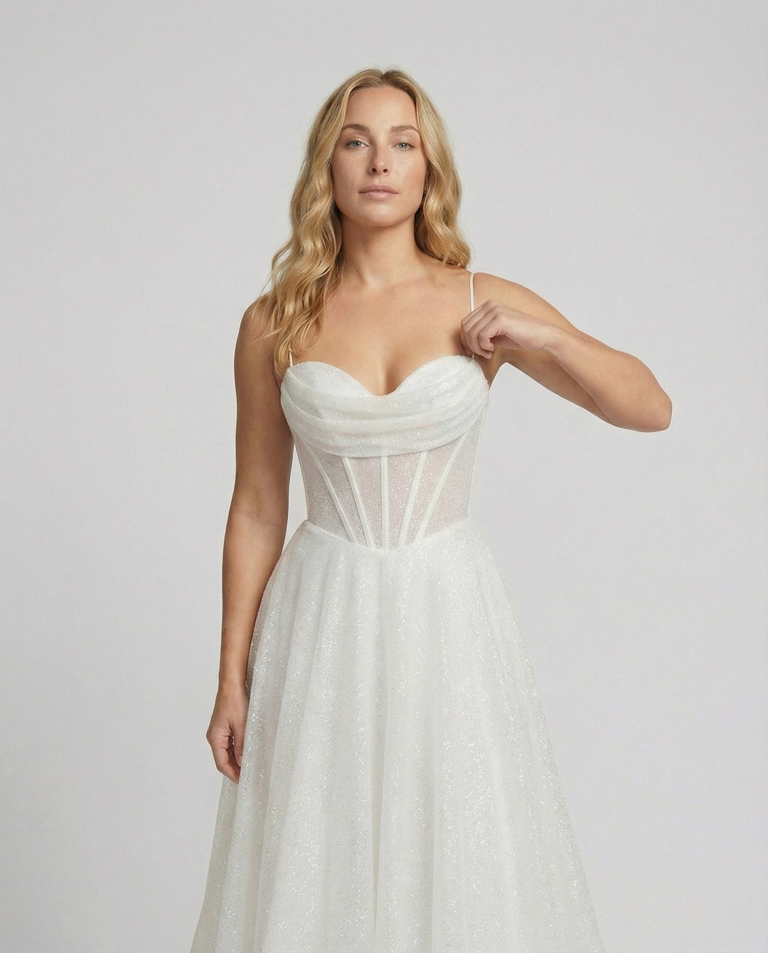 Mune Fashion | Glitter Ball gown with lacing