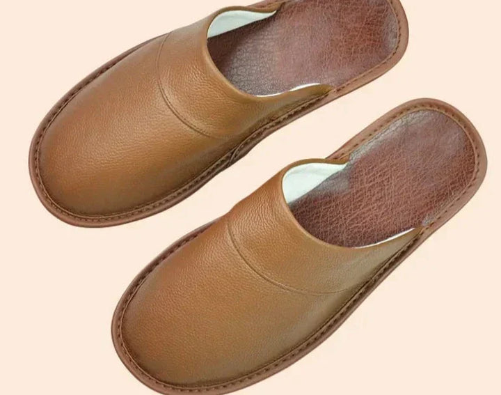 Mune | Comfortable Slippers for Men Made Of Black Cowhide