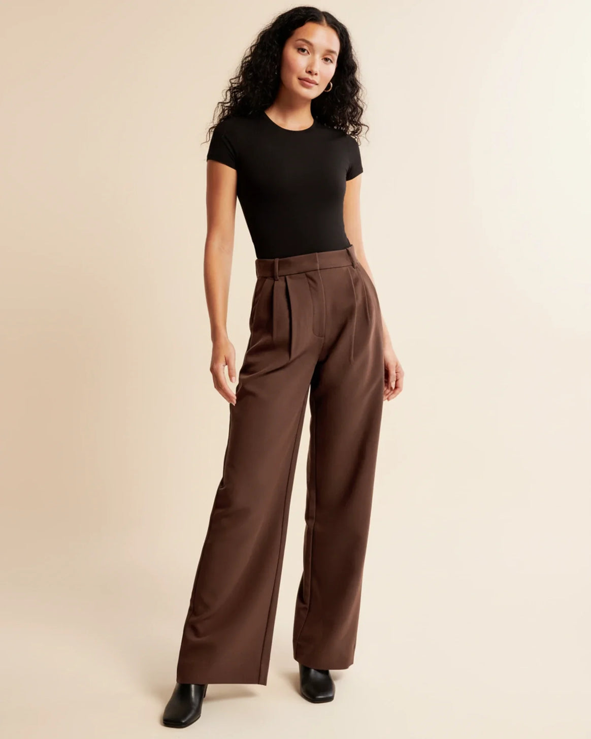 Mune | High Waist Pleated Leg Trousers with Tailored Fit