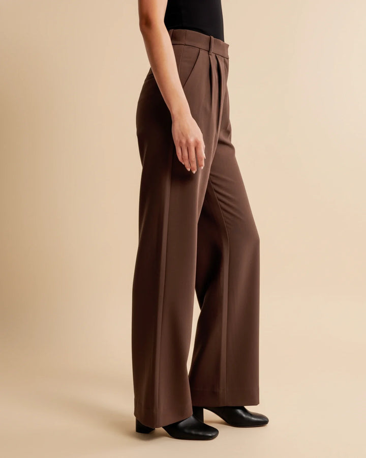 Mune | High Waist Pleated Leg Trousers with Tailored Fit