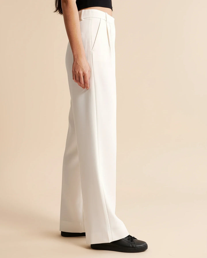 Mune | High Waist Pleated Leg Trousers with Tailored Fit
