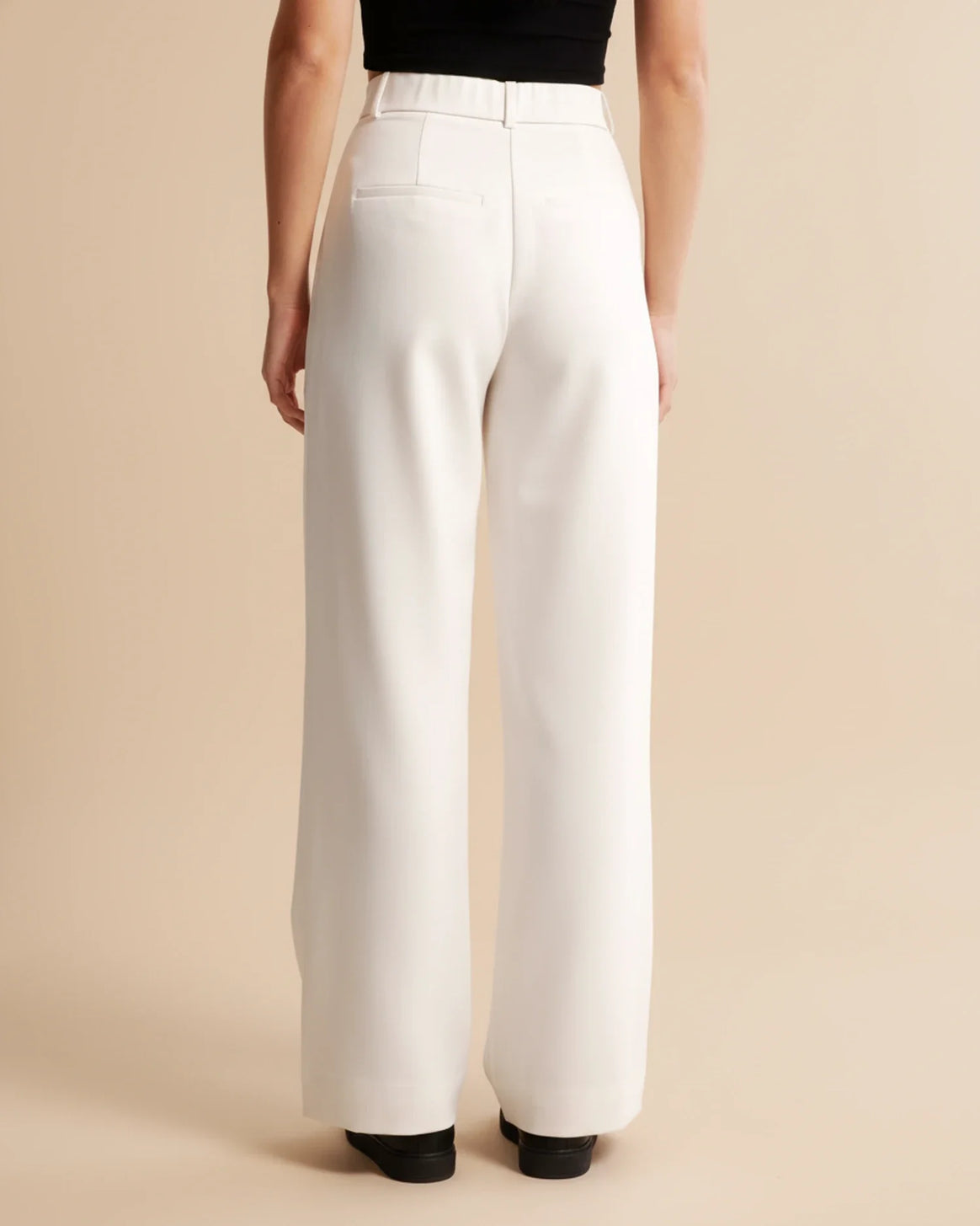 Mune | High Waist Pleated Leg Trousers with Tailored Fit