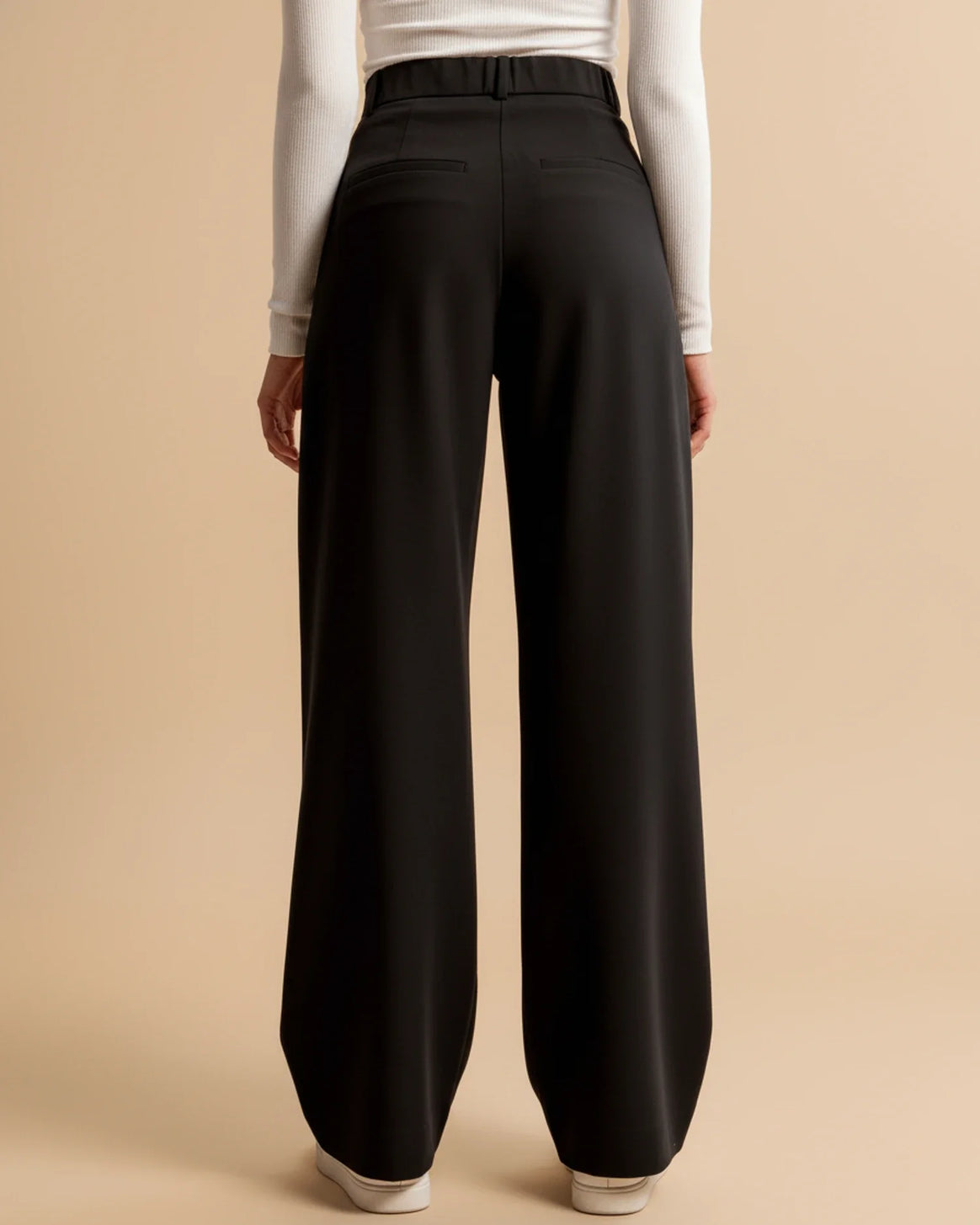 Mune | High Waist Pleated Leg Trousers with Tailored Fit