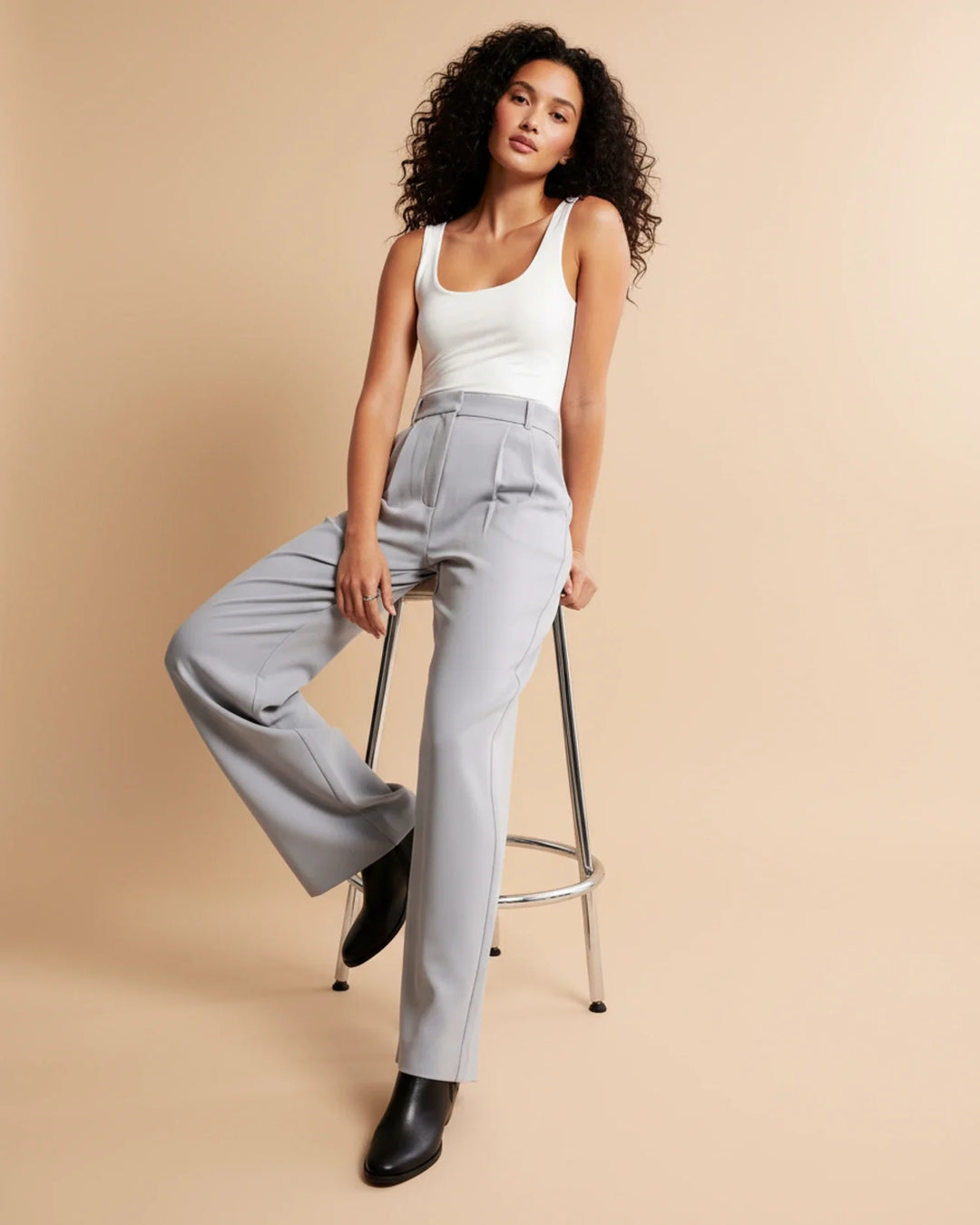 Mune | High Waist Pleated Leg Trousers with Tailored Fit