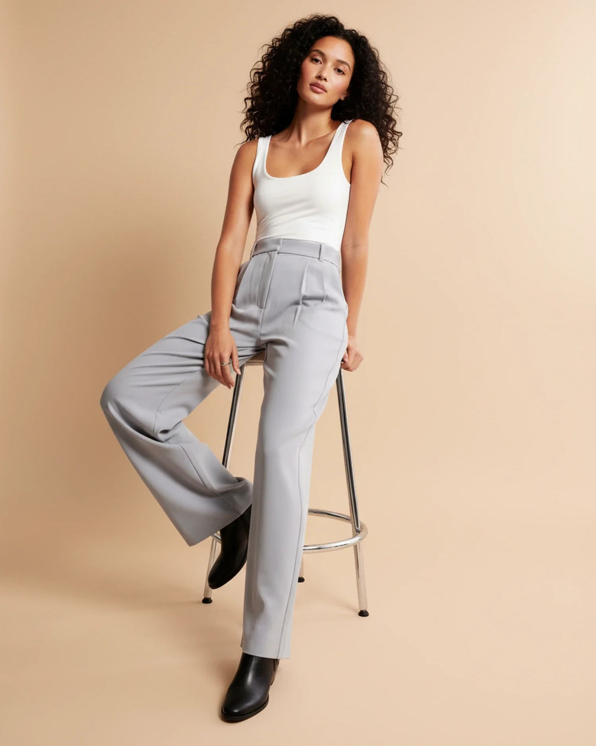 Mune | High Waist Pleated Leg Trousers with Tailored Fit