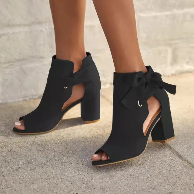 Mune Fashion | Chic Lace-up Ankle Boots